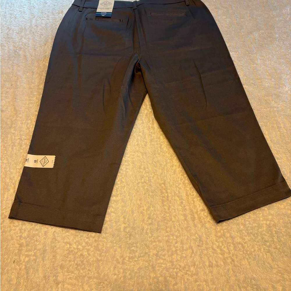 St. John's Bay Dark Brown Capris